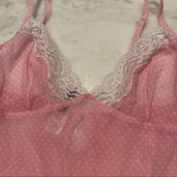 Pink mesh crop top - Picture 4 of 8